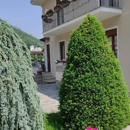 Casa Giobet Vista Sulle Alpi, Giardino & Relax Lejlighed *